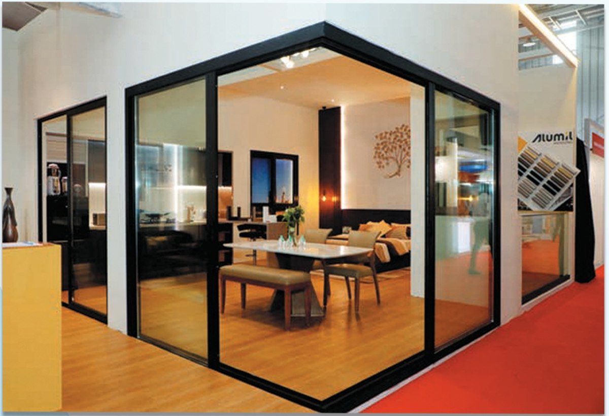 InGlaze Luxury Aluminium minimal-frame corner window and door system